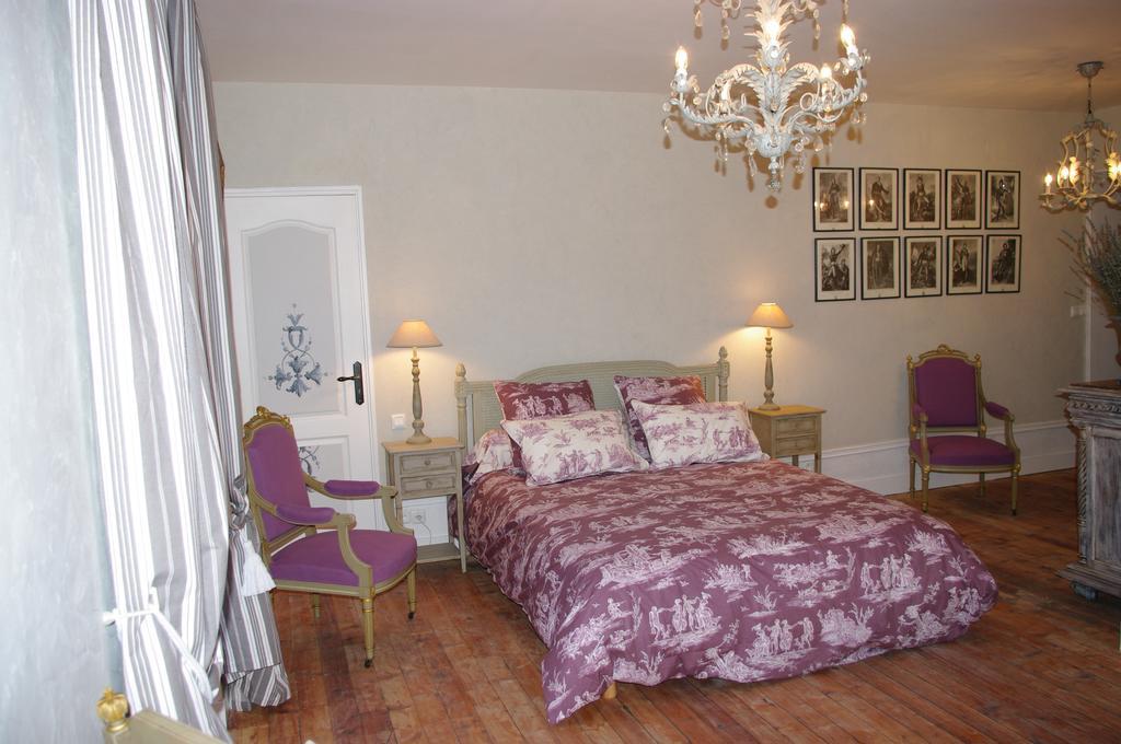 Chateau De Pommeuse 객실 사진